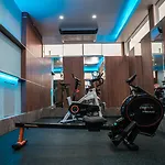 Lyz Business Hotel